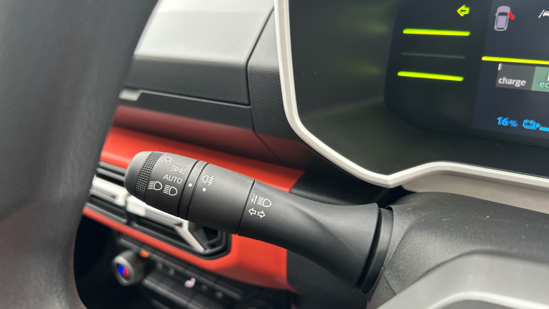 Dacia Spring 27kWh Expression 65 48kW 5dr Auto Electric Hatchback